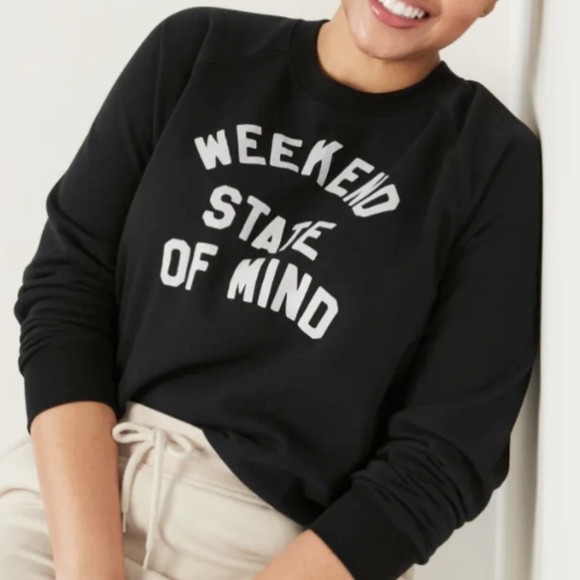 Old Navy Tops - Crew neck sweatshirt "weekend state of mind" good used condition